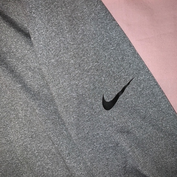 Nike Dri-Fit Sweatshirt M - Picture 2 of 6